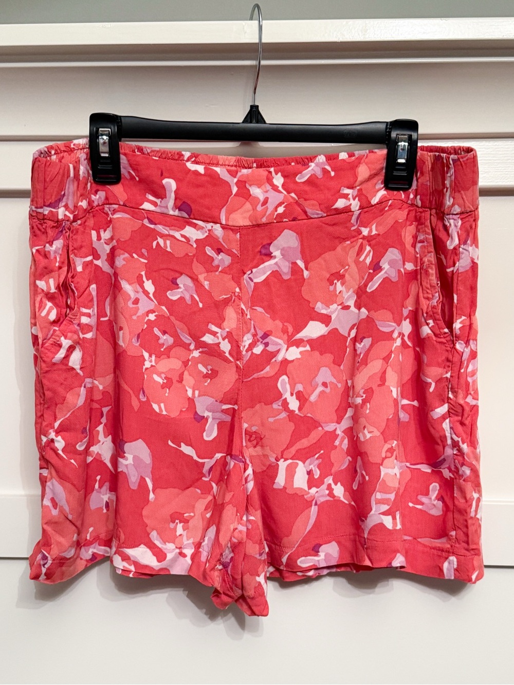 Nine West Coral Pink Printed Dress Shorts